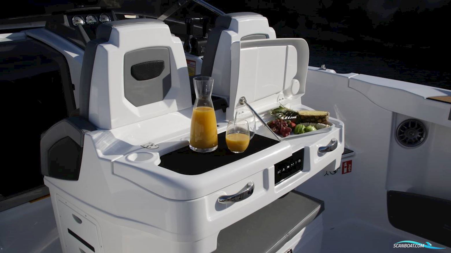 Karnic SL800 - F375 XTO - V8 Yamaha/Udstyr