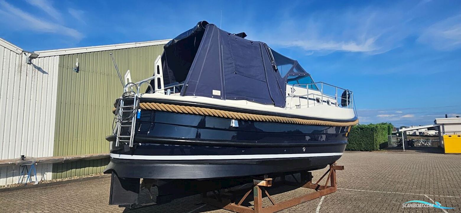 Kent 28 Launch