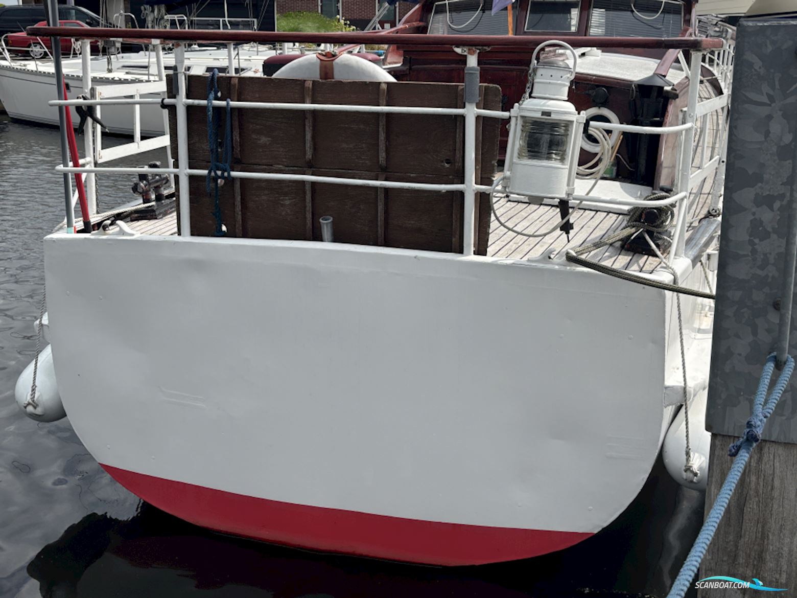 Klassiek motorjacht - Directievaartuig