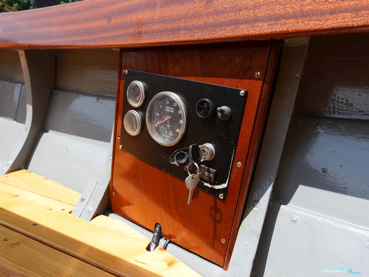 Klassieke Mahoniehouten Sloep 6.20