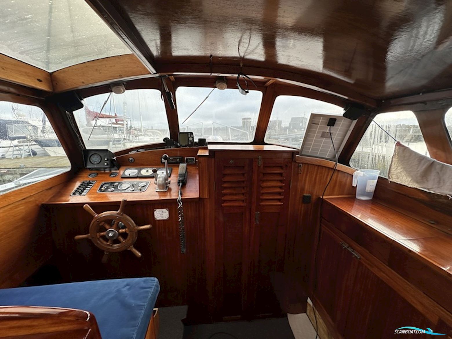 Klassisk Mahogni motorbåd/sejler