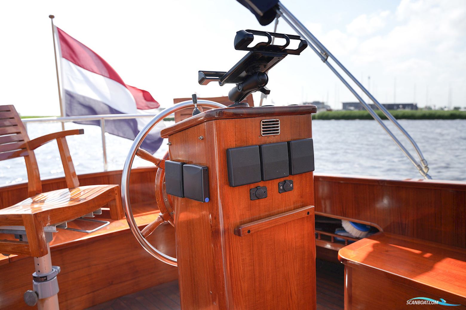 Kok Kajuitkruiser 850