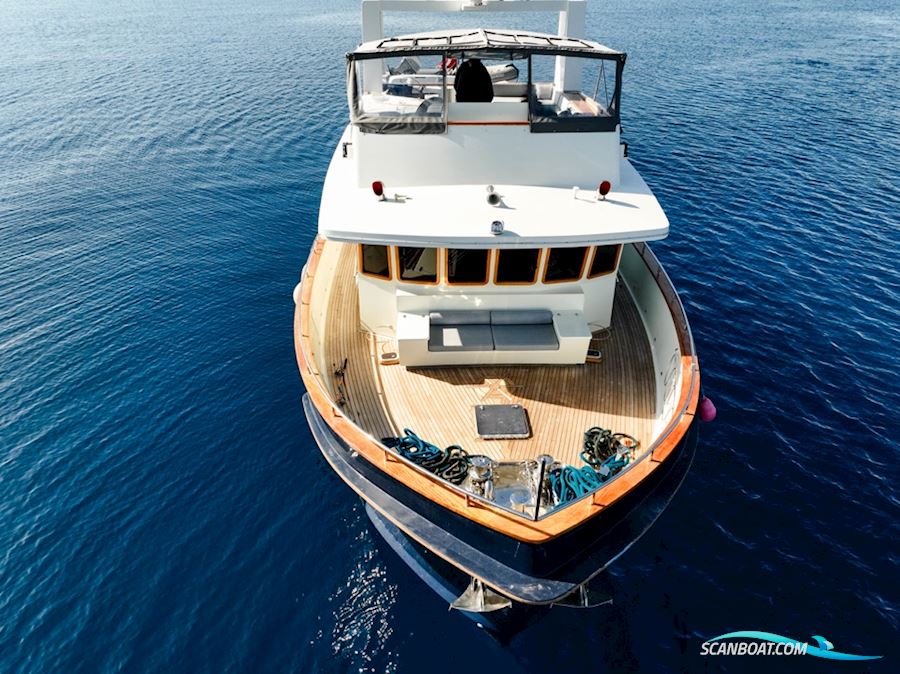 Kuntur Offshore Trawler 76