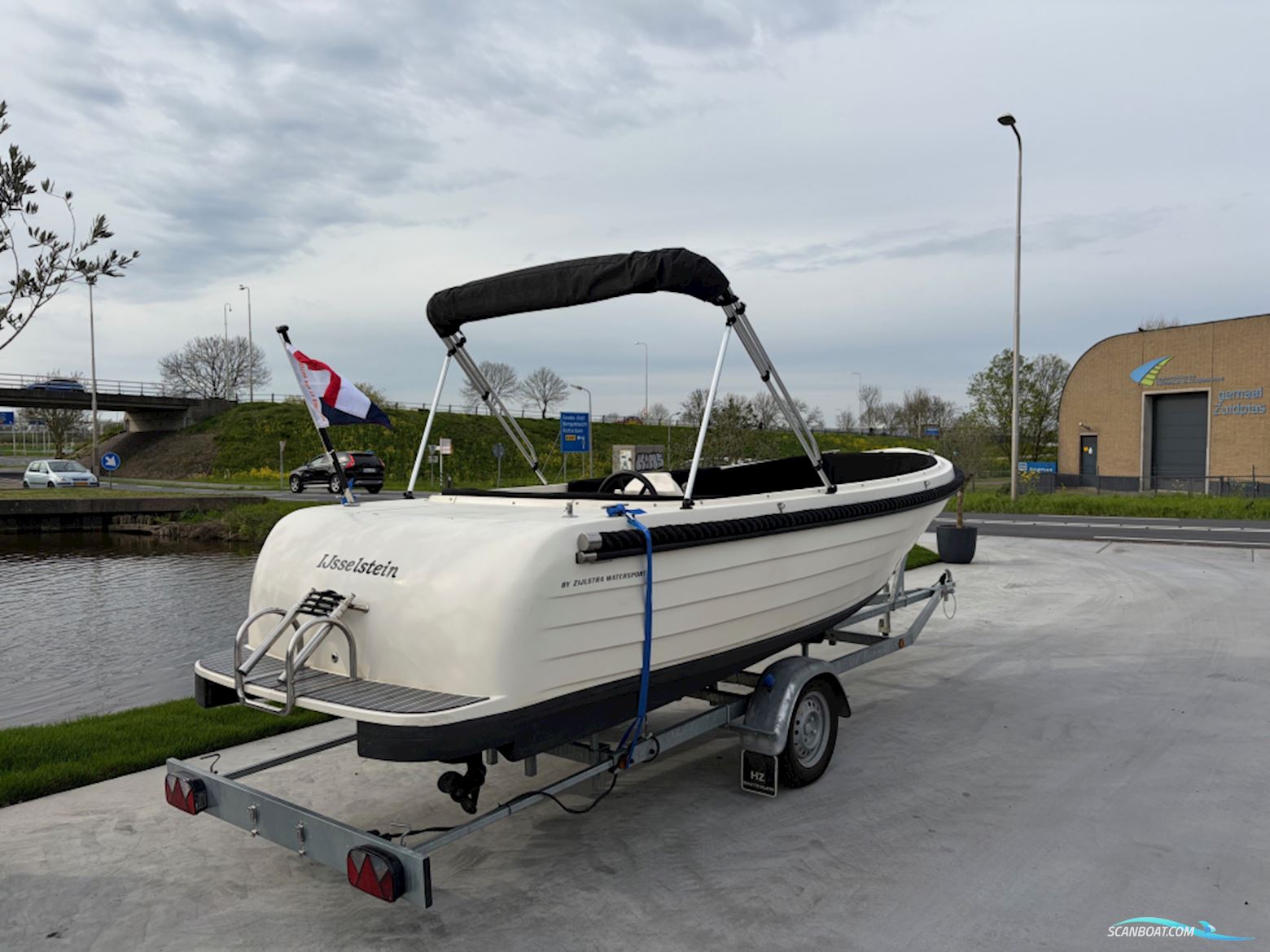 Lago Amore 570 Tender Occasion