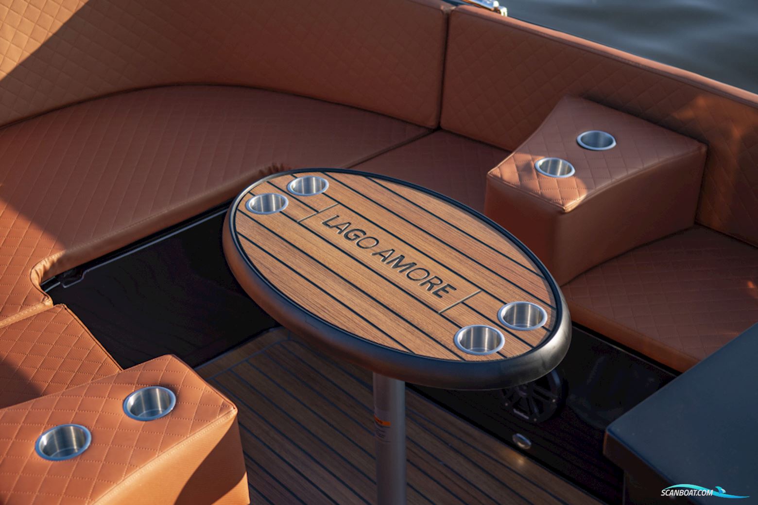 Lago Amore 595 Tender