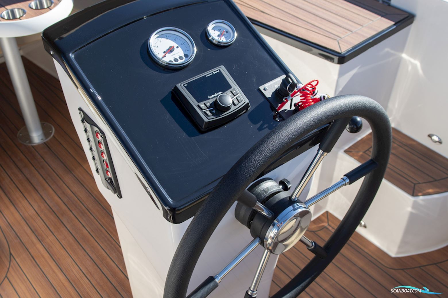 Lago Amore 606 Tender