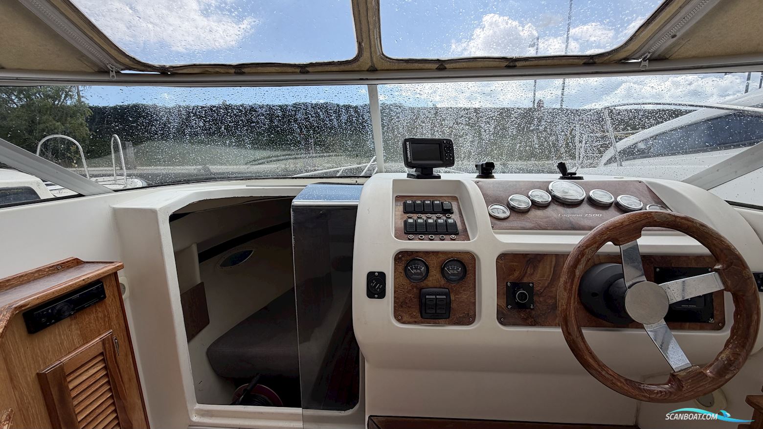 Laguna 7500