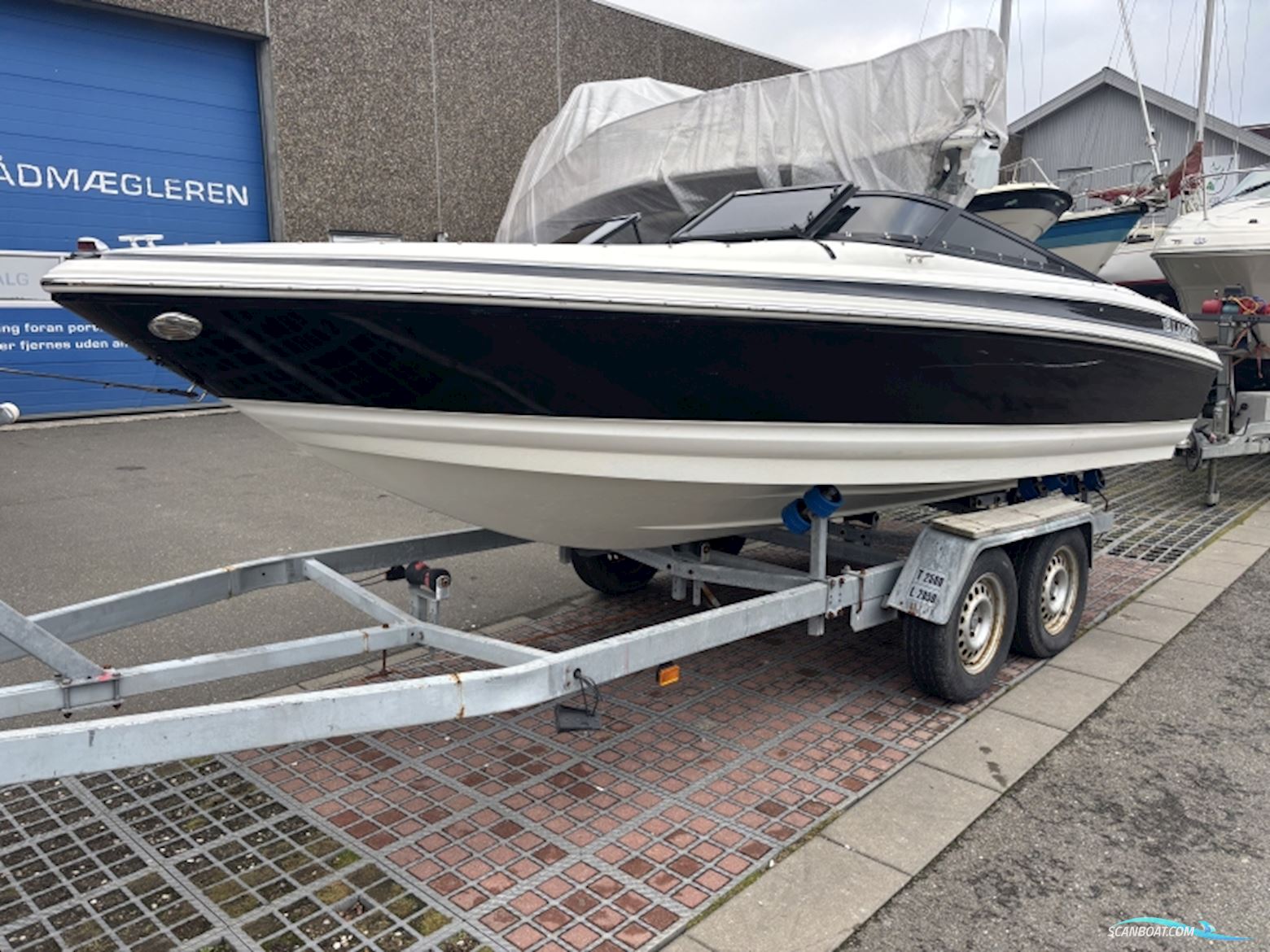 Larson 180 Sport Bowrider