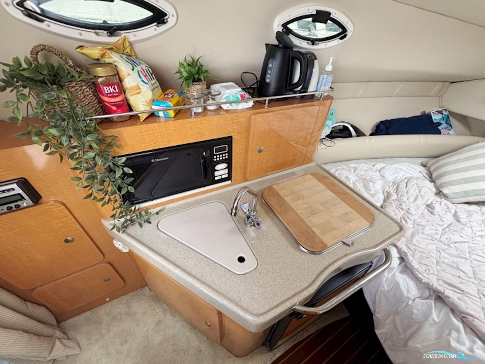 Larson 240 Cabrio