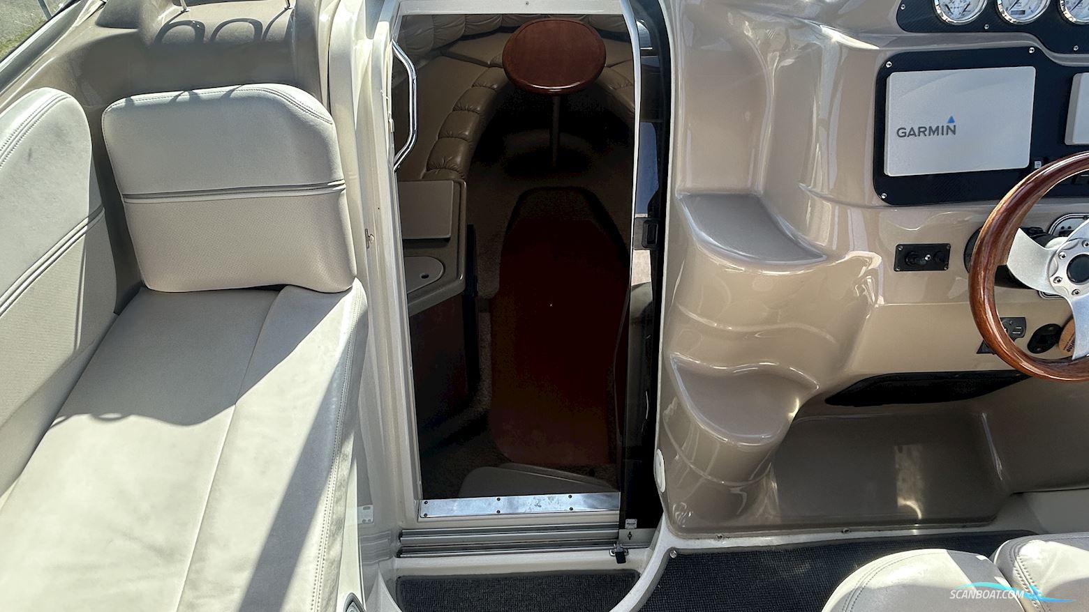Larson 290 Cruiser