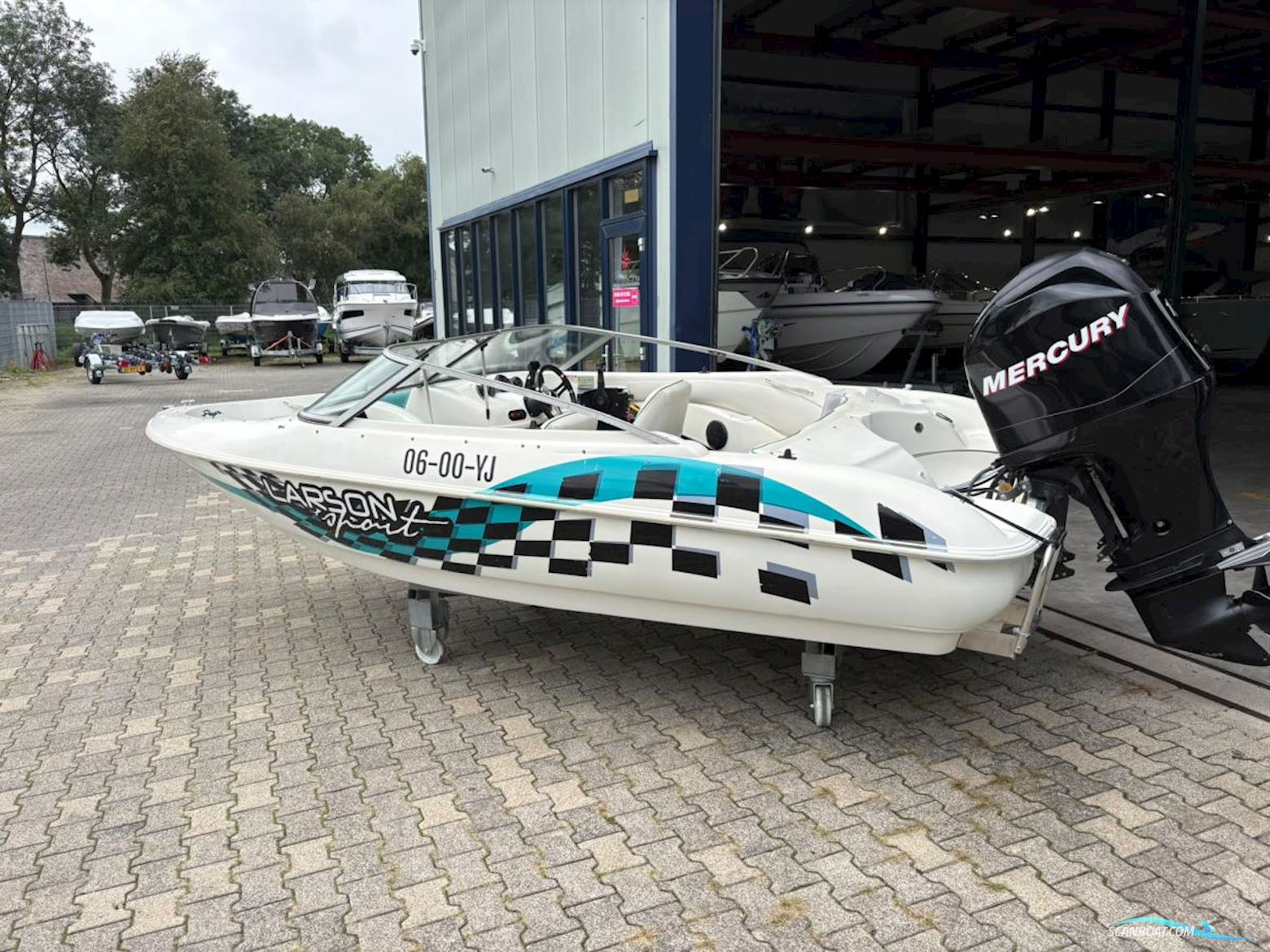 Larson Boats Flyer 166 BR