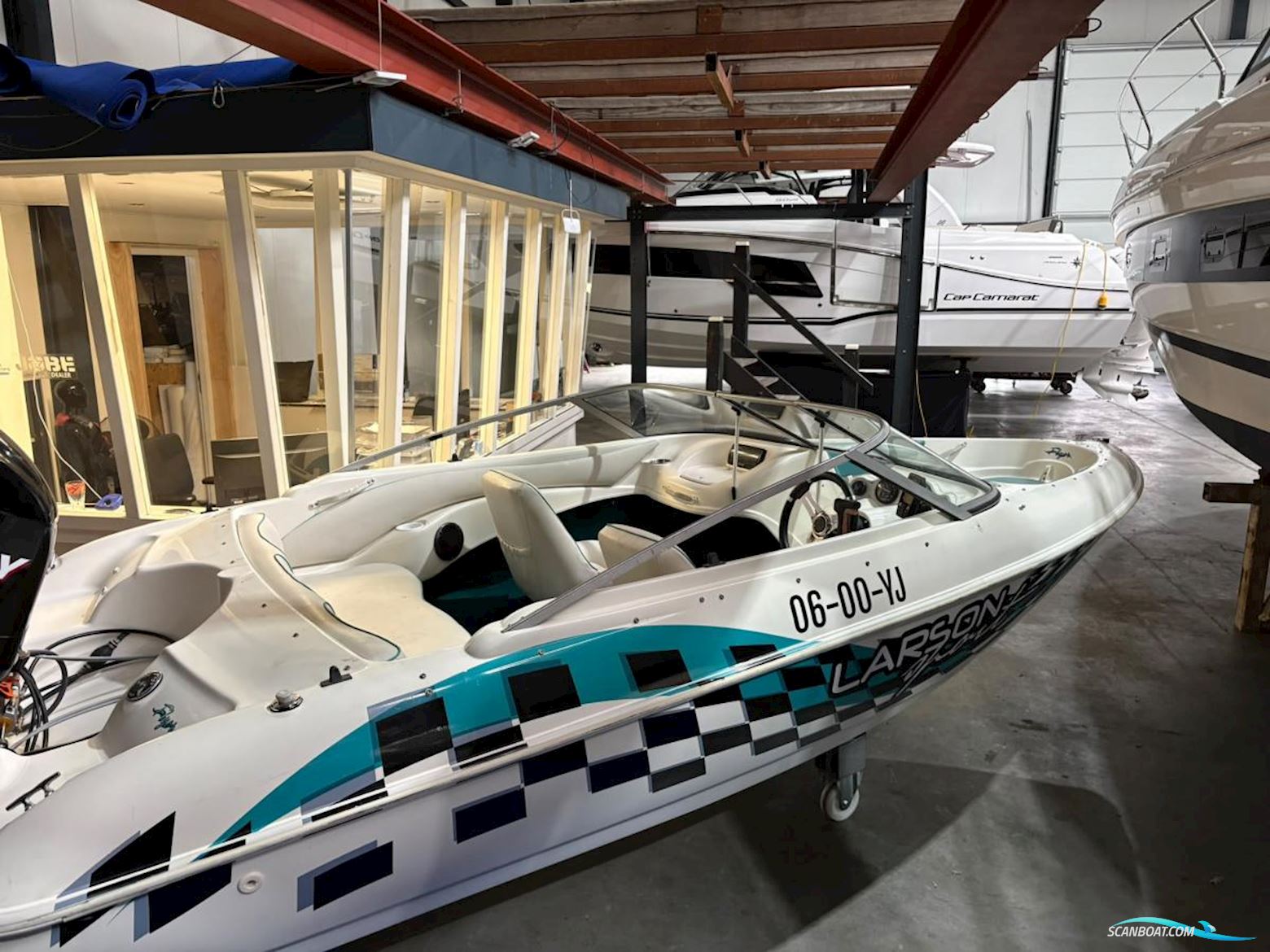 Larson Boats Flyer 166 BR