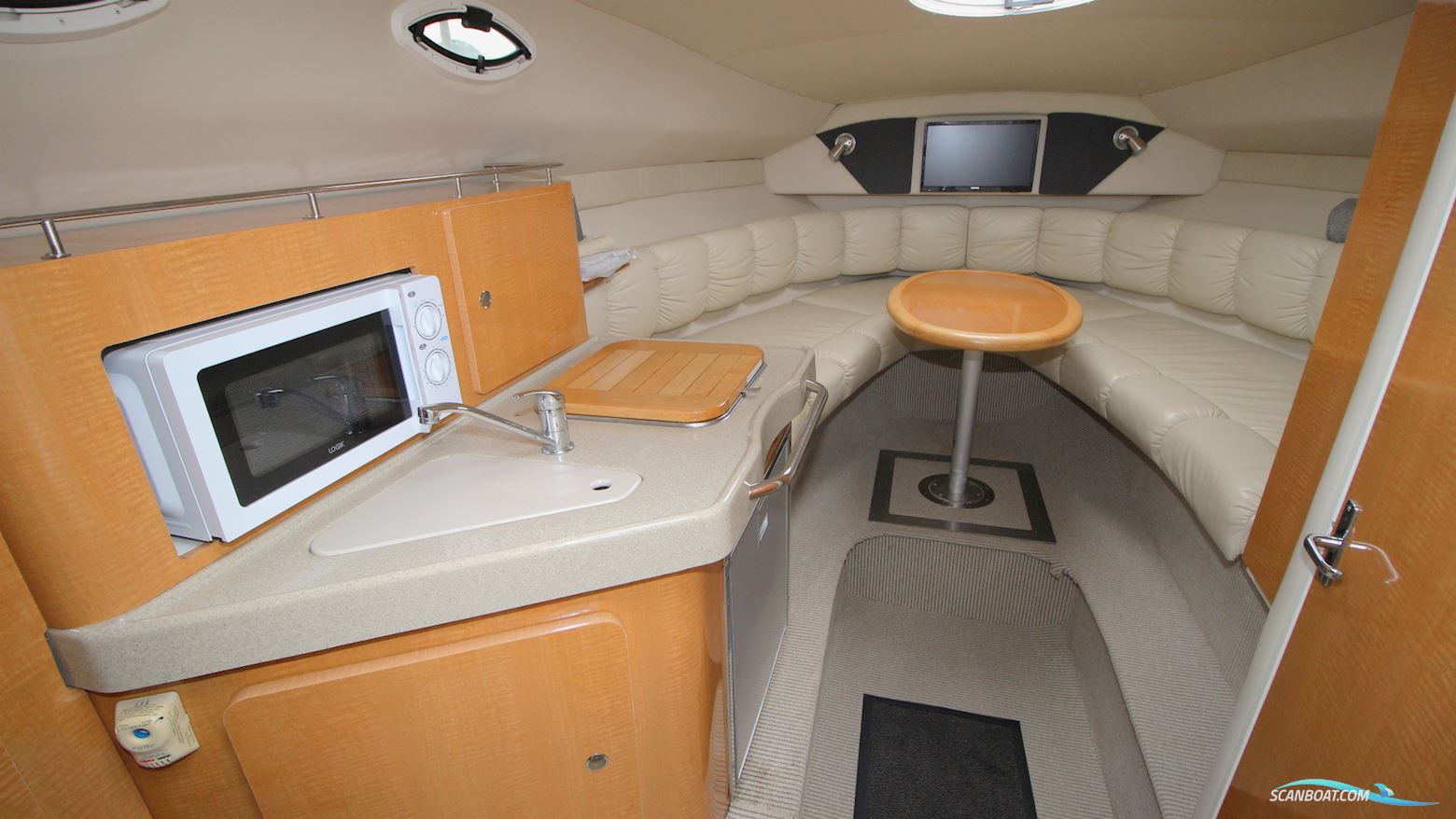 Larson Cabrio 260 Diesel