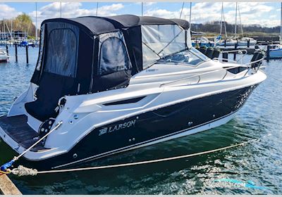 Larson Cabrio 285 Motorbåt 2013, med Volvo Penta motor, Sverige