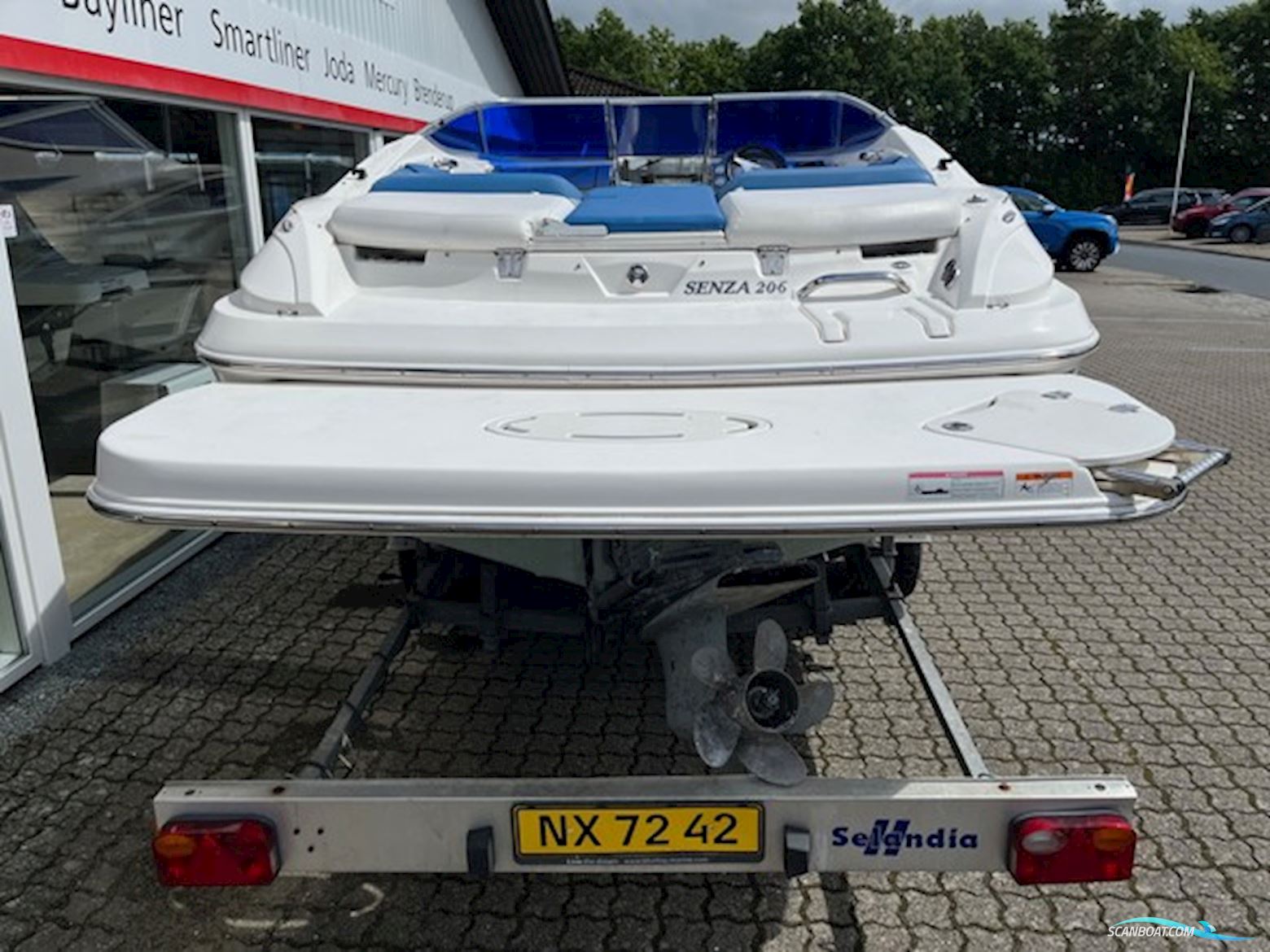 Larson Senza 206 Med 4,3L 225 hk Volvo Penta V6 4 Takt i/o - Anvisningssalg