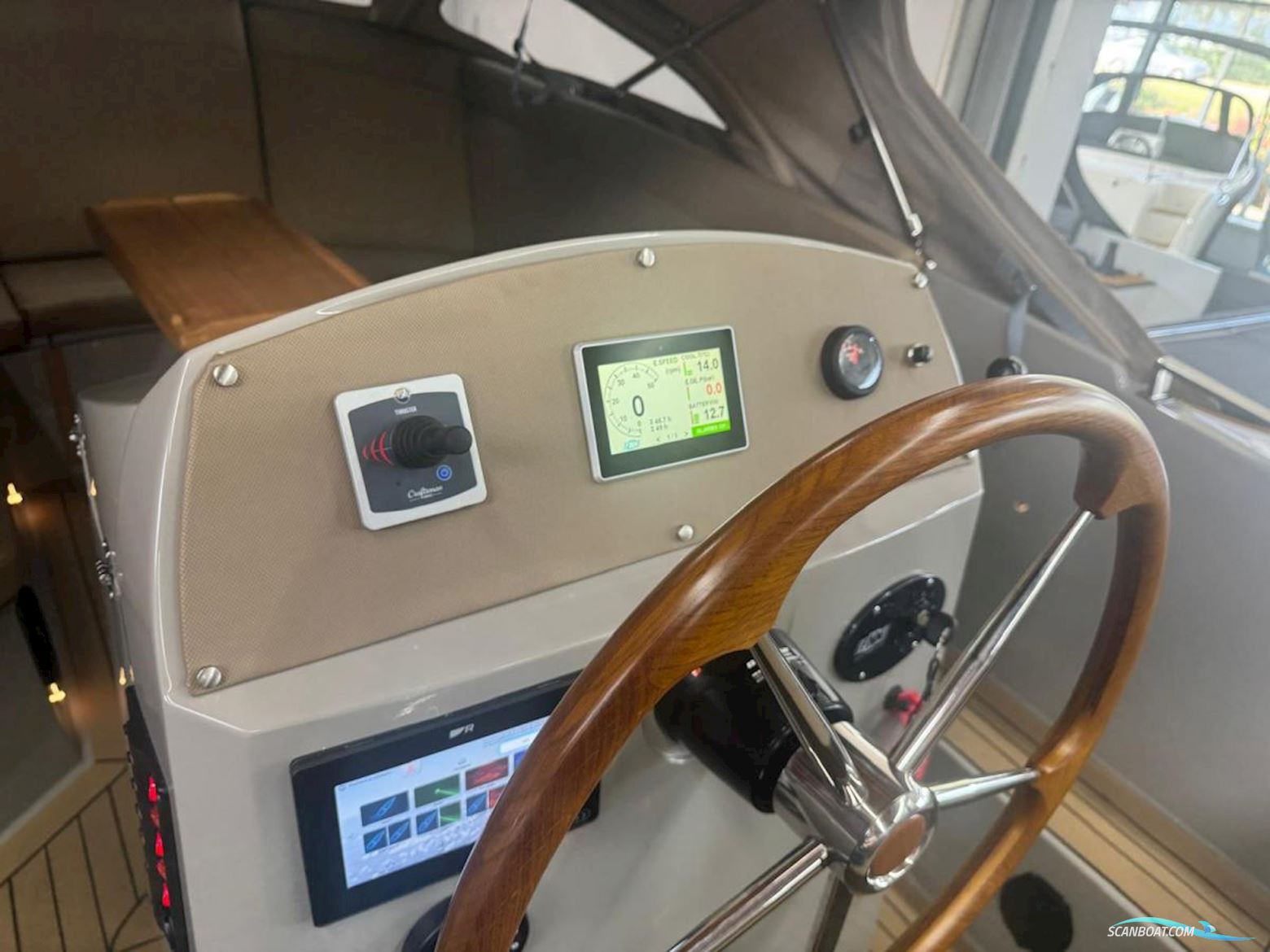 Lifestyle 818 Cabin Life-Style