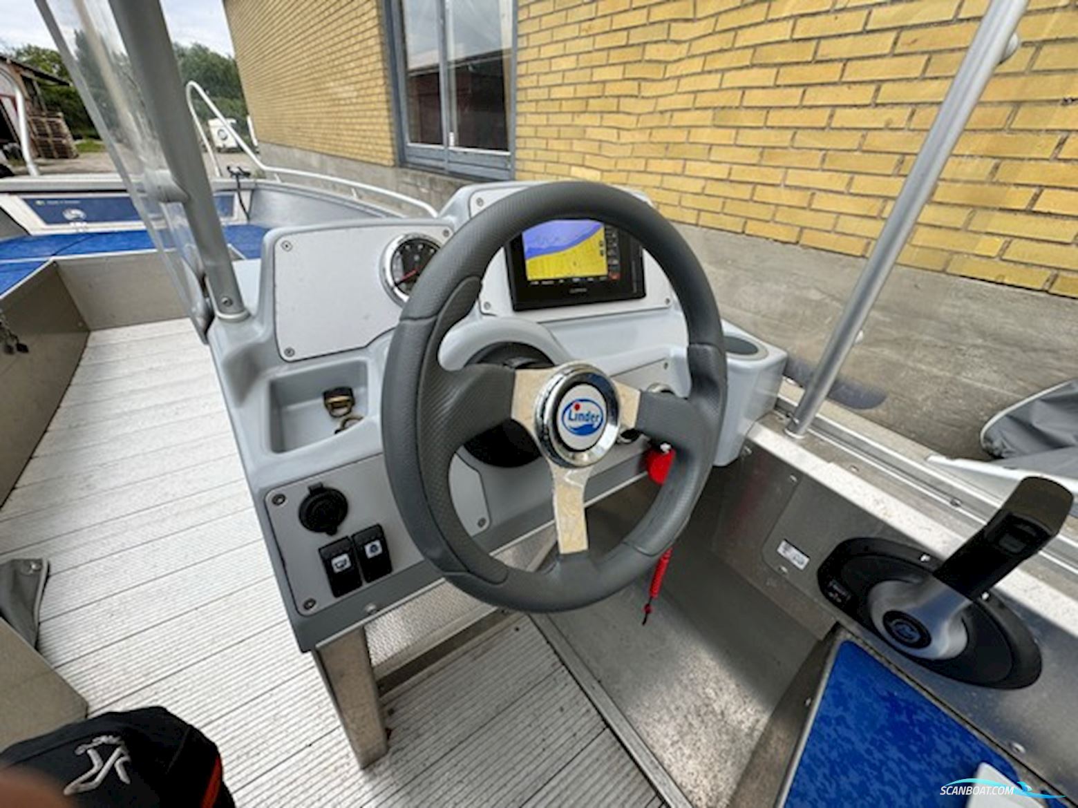 Linder 460 Arkip Mercury 50 HK Efi