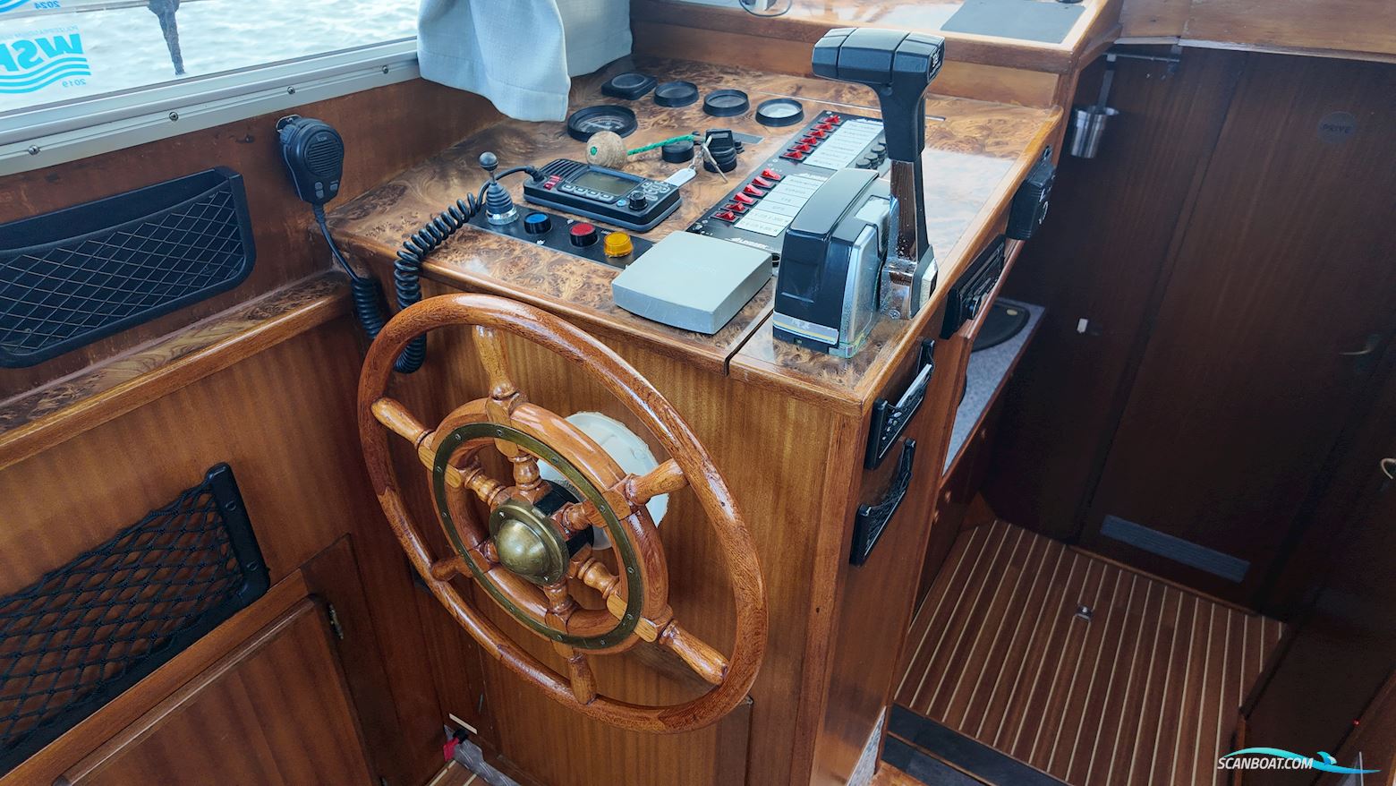 Linssen 35SE