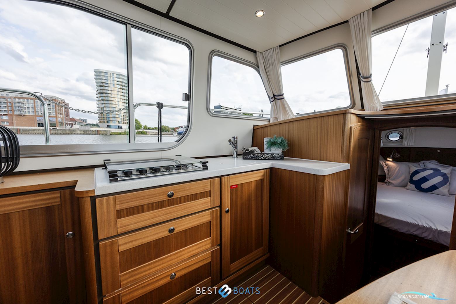 Linssen Classic Sturdy 32 AC