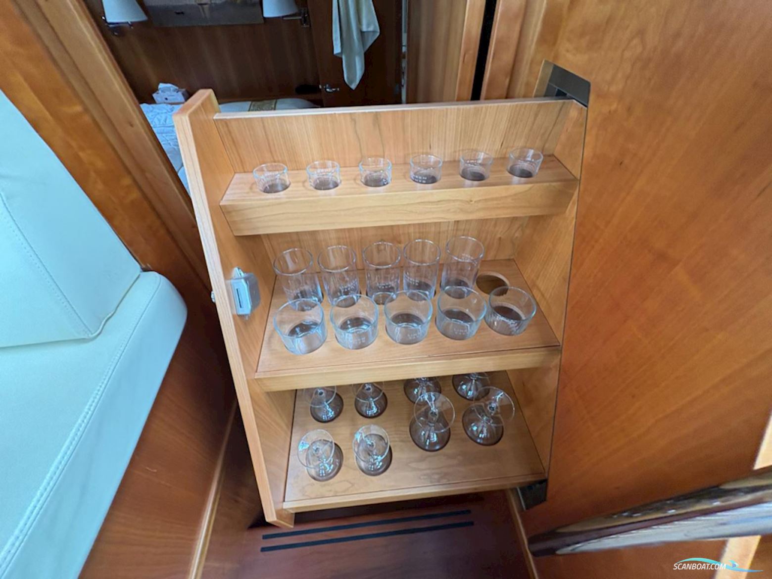 Linssen Grand Sturdy 40.9 AC