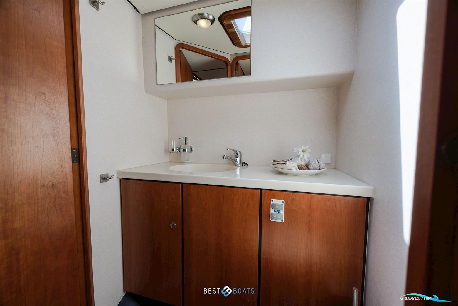 Linssen Grand Sturdy 40.9 AC