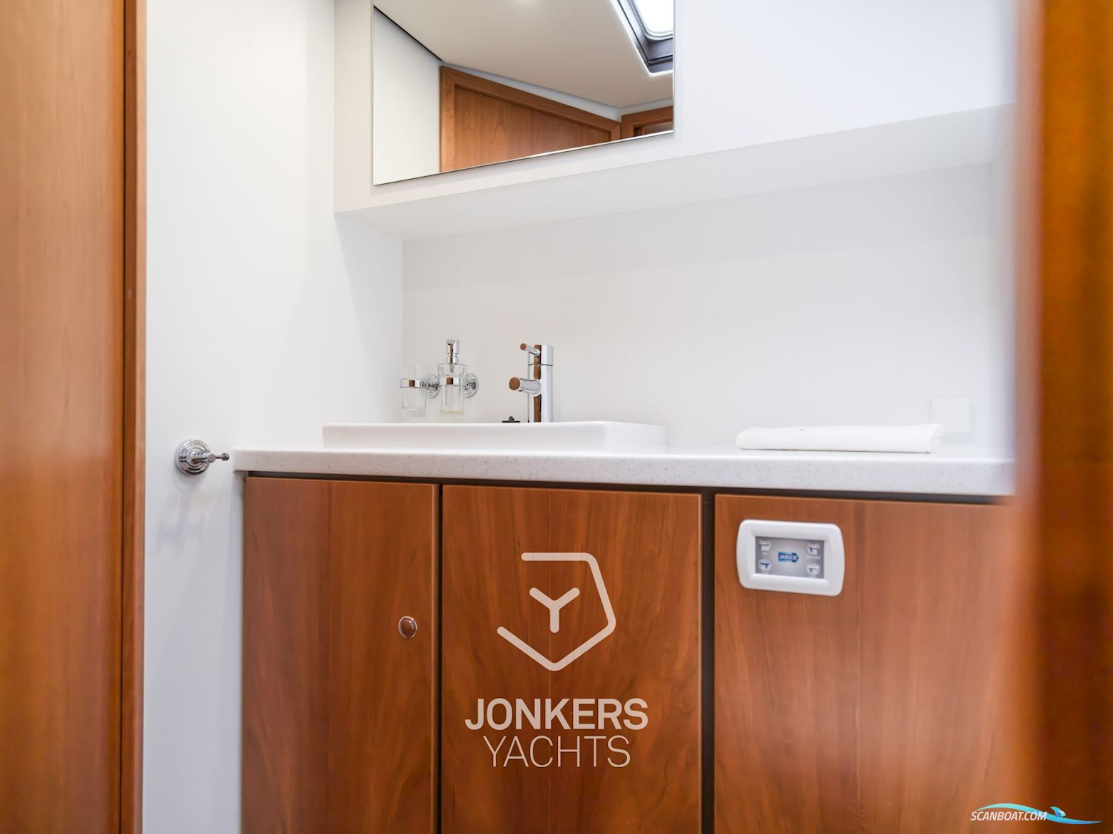 Linssen Grand Sturdy 40.9 AC Twin "Brilliant Edition"