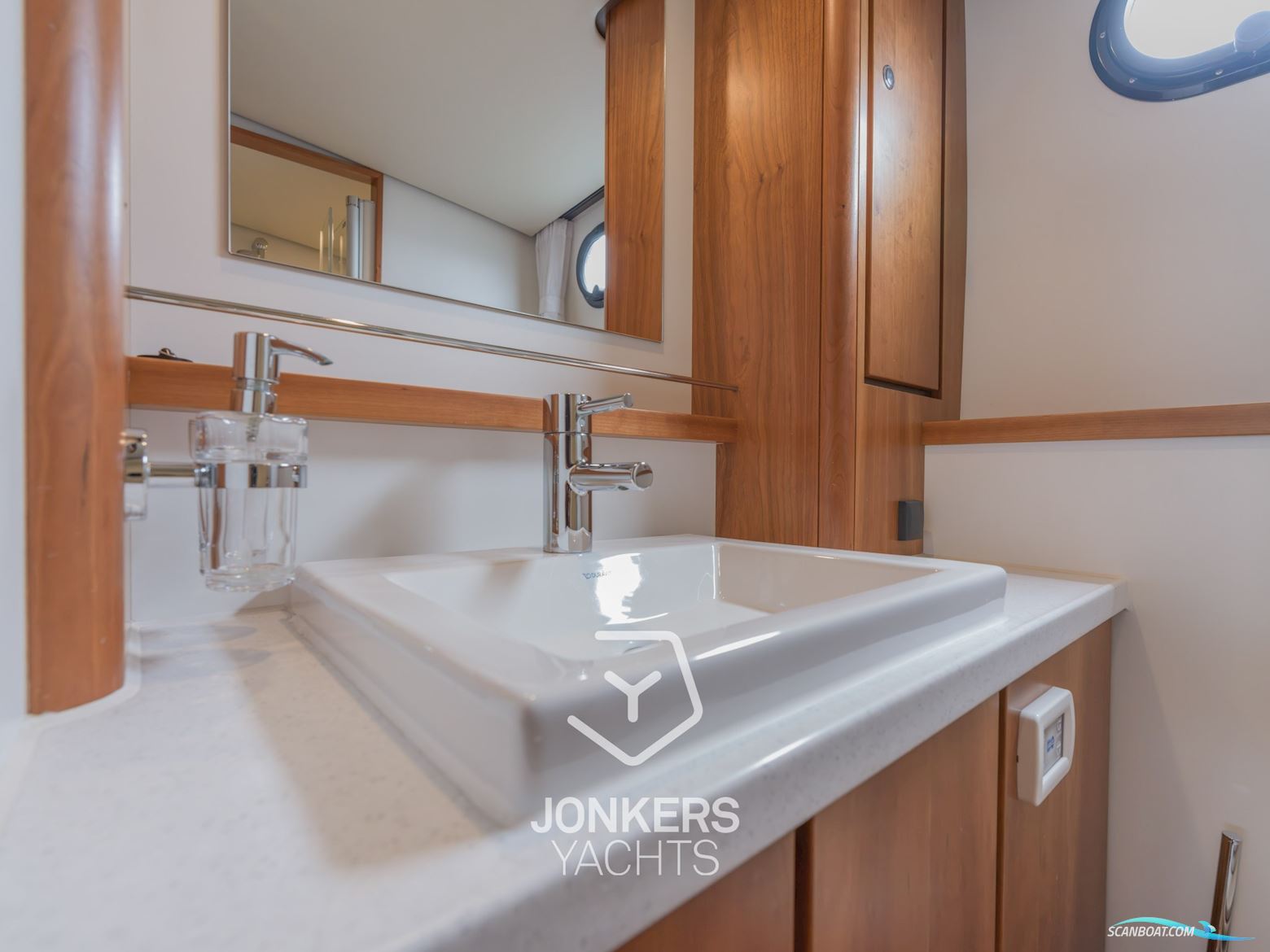 Linssen Grand Sturdy 40.9 AC Twin "Brilliant Edition"