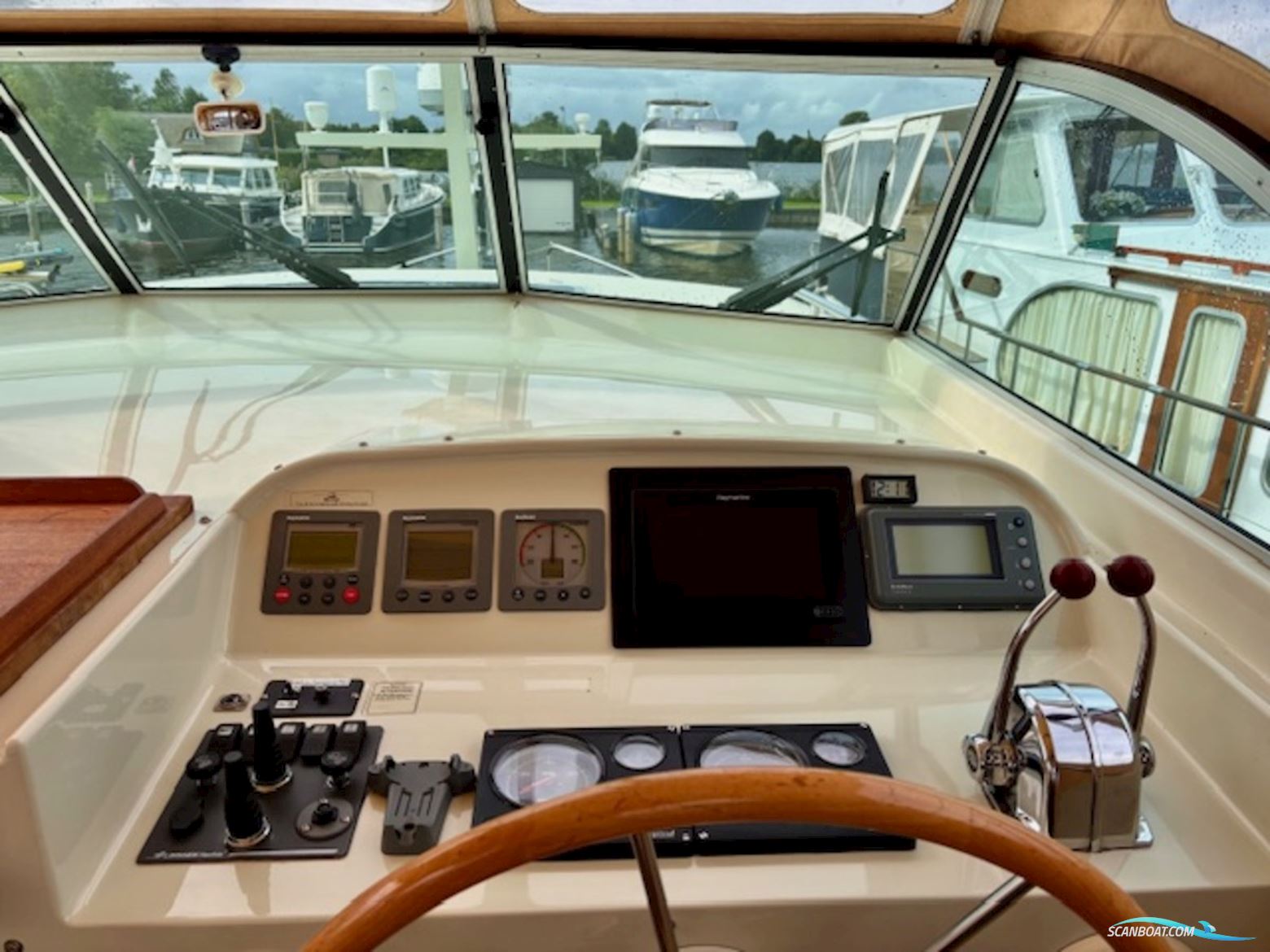 Linssen Grand Sturdy 410 AC Twin