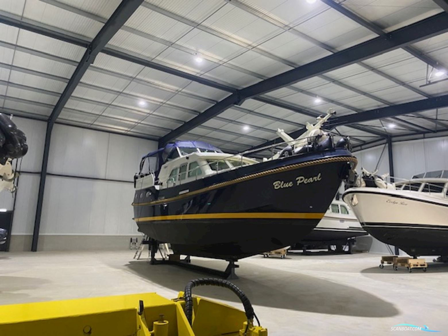 Linssen Grand Sturdy 410 AC Twin