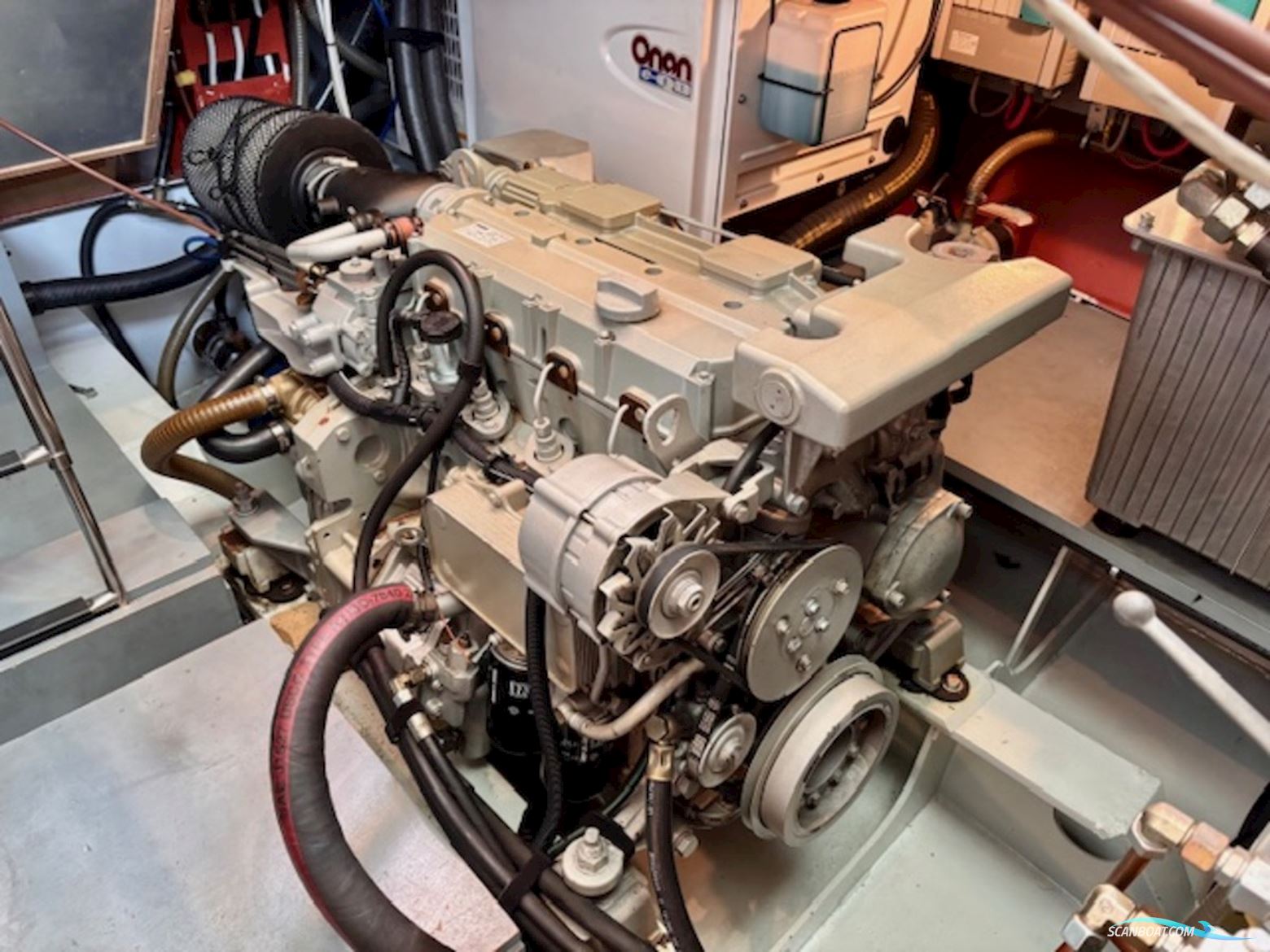 Linssen Grand Sturdy 410 AC Twin