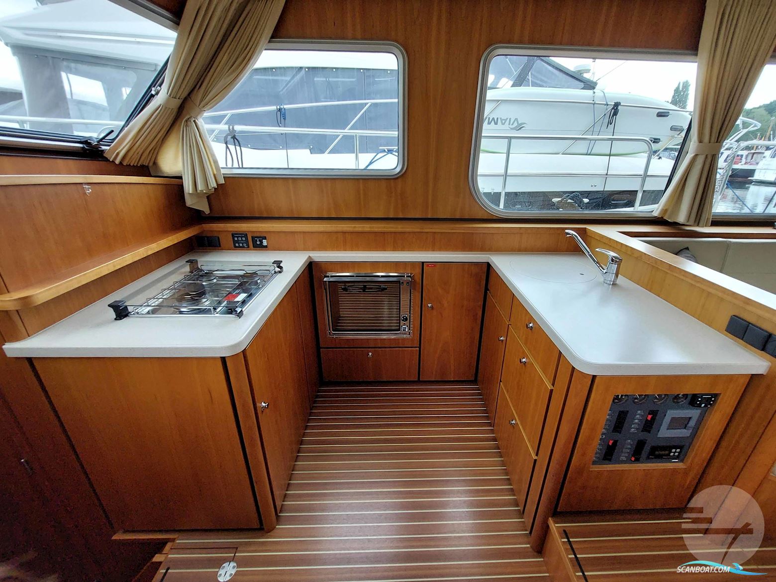 Linssen Grand Sturdy 43.9 AC