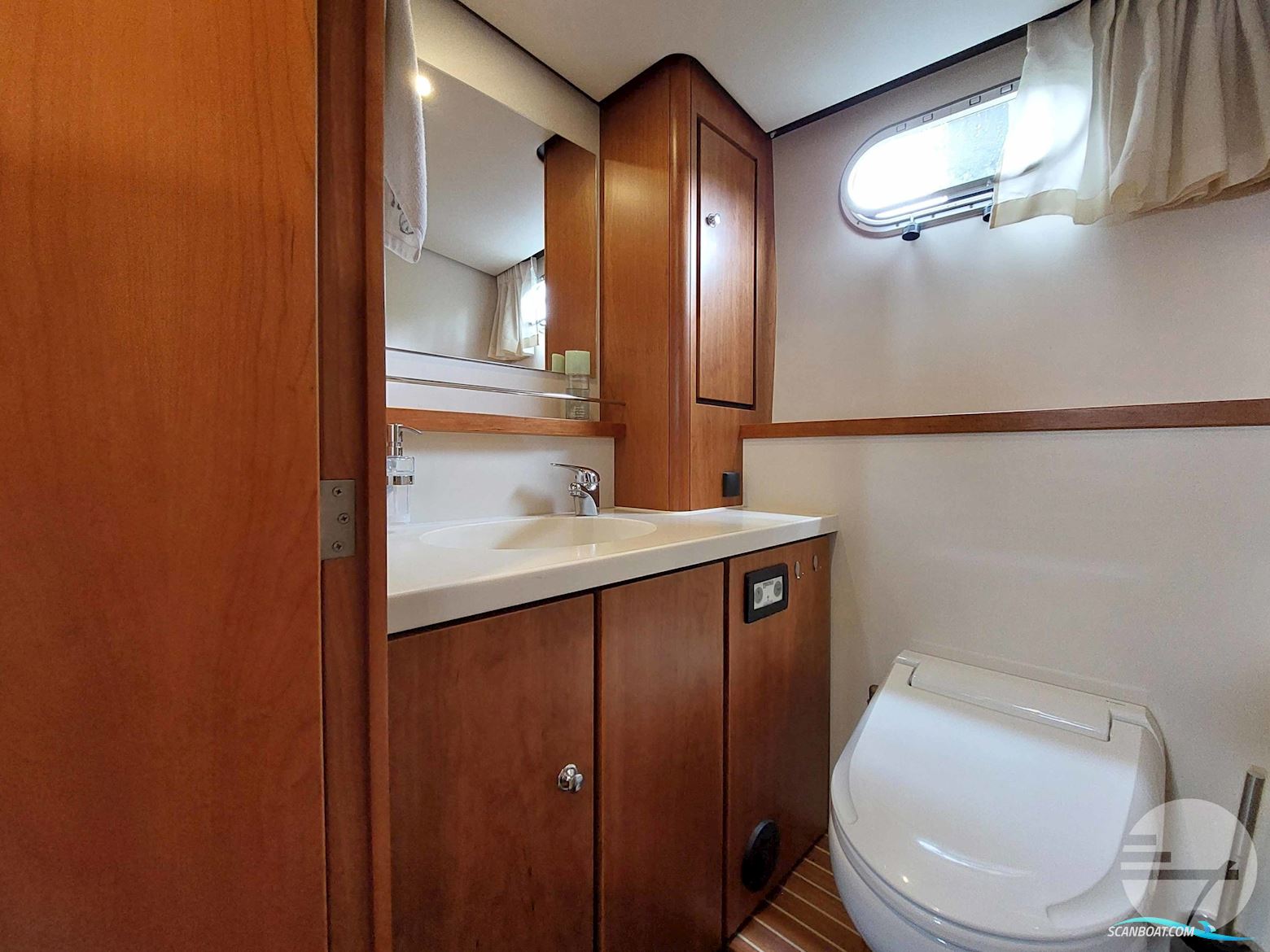 Linssen Grand Sturdy 43.9 AC