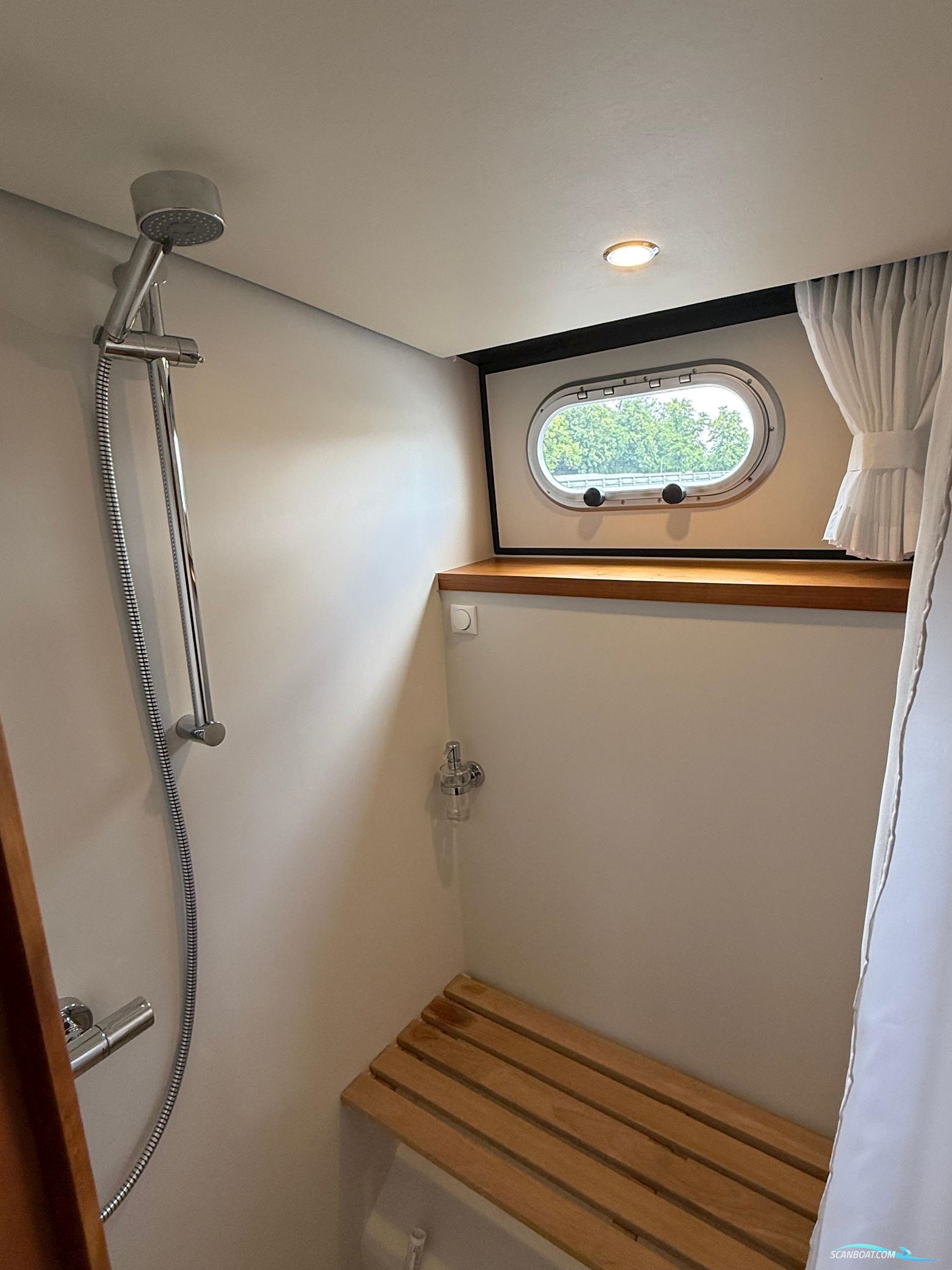 Linssen Grand Sturdy 45.0 AC