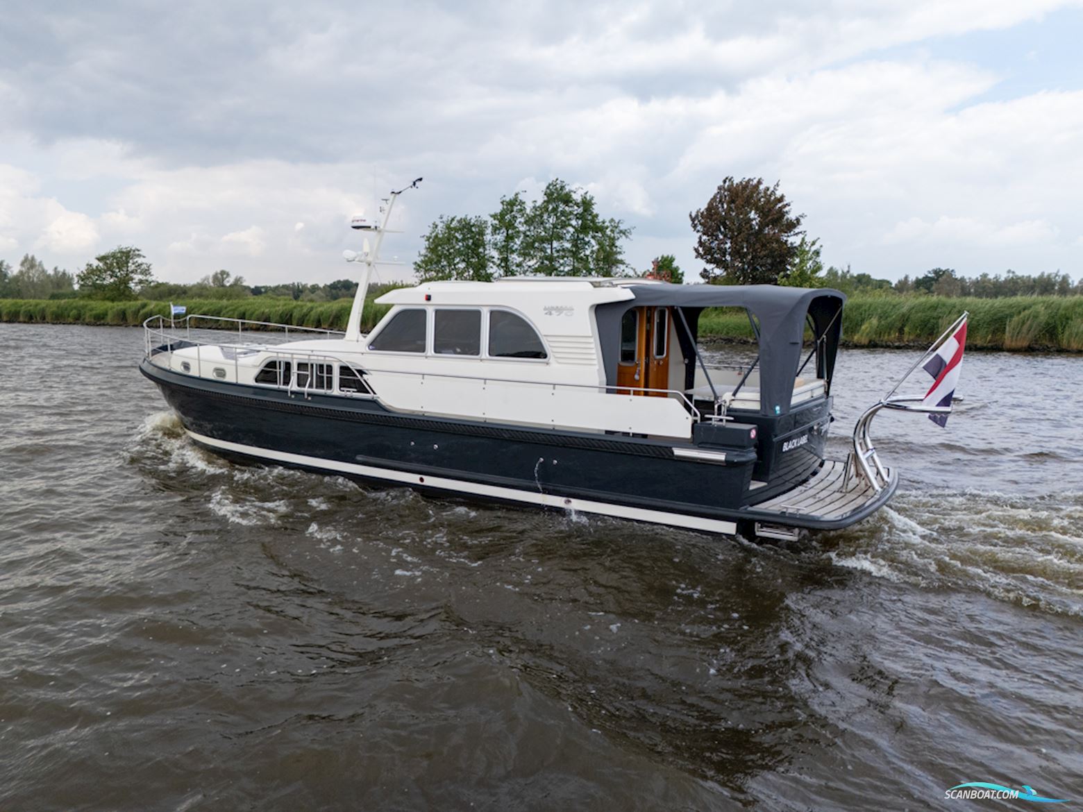Linssen Grand Sturdy 470 Sedan Wheelhouse