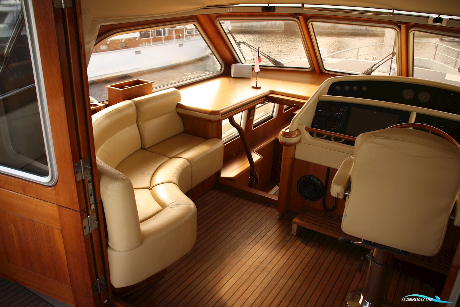 Linssen Grand Sturdy 500 AC Variotop Mark II "Diamond"