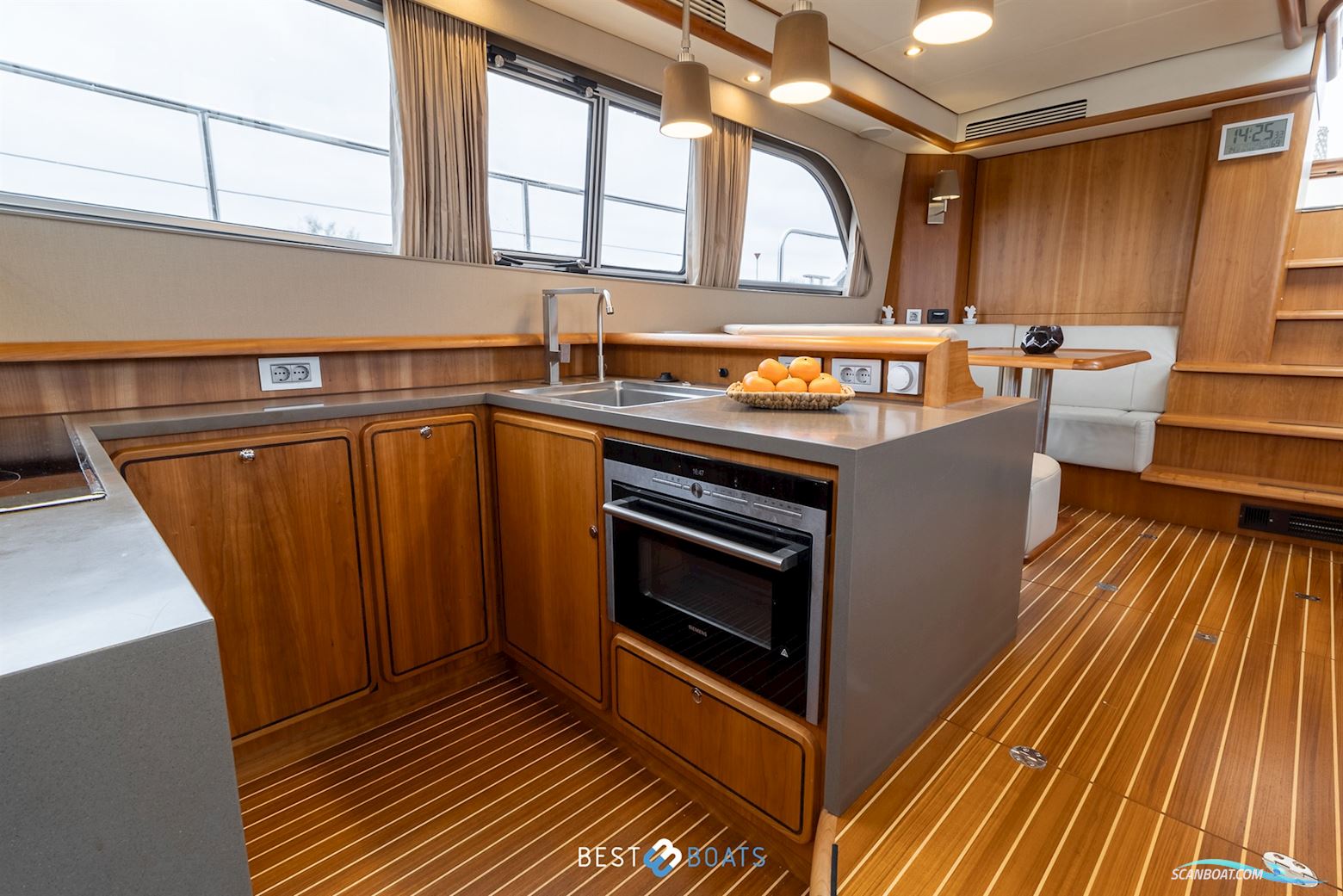 Linssen Grand Sturdy 500 AC Wheelhouse Long Top