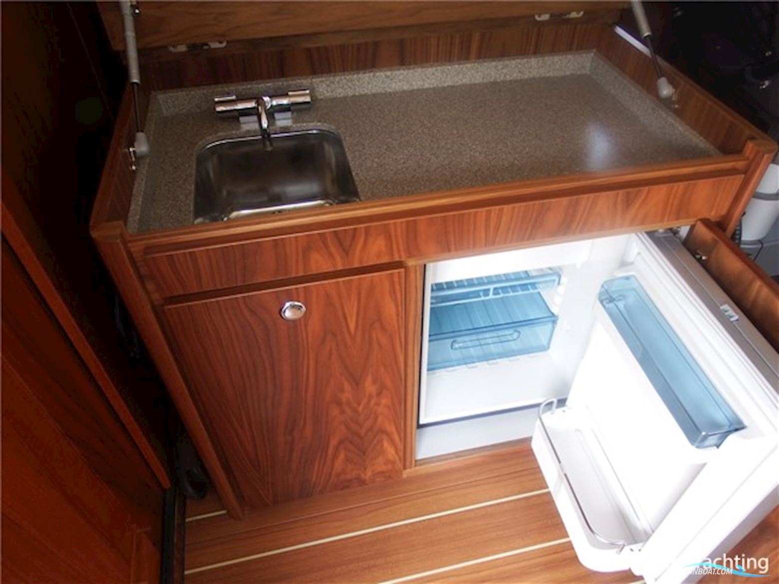 Linssen Grand Sturdy 590 Variotop - Spudpalen