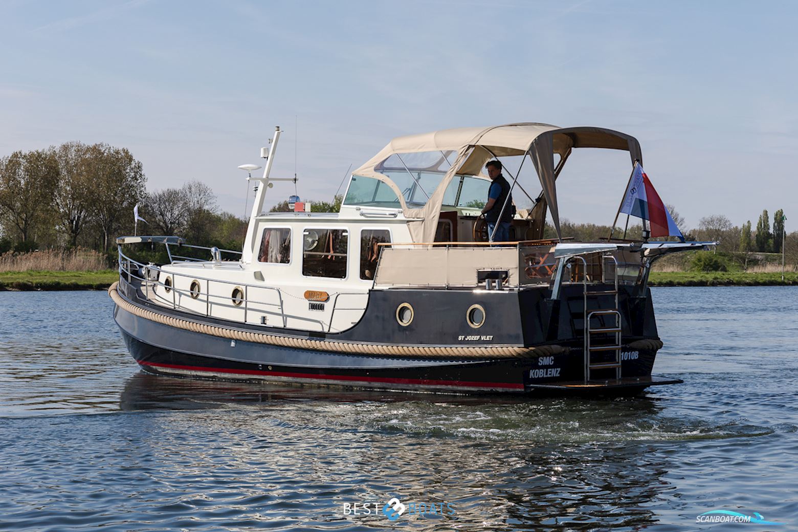 Linssen St. Jozef 1050 Salon AK-L