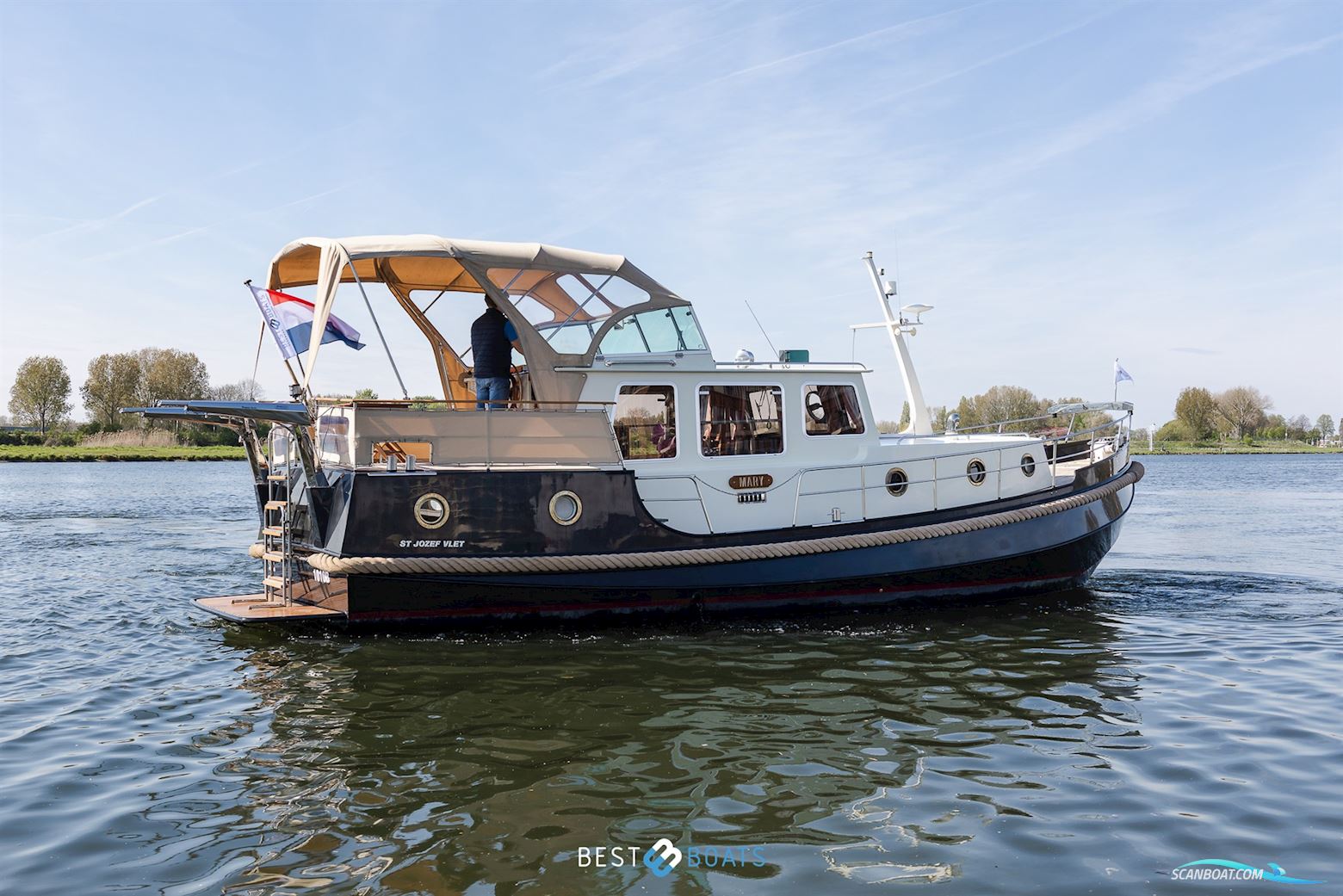 Linssen St. Jozef 1050 Salon
