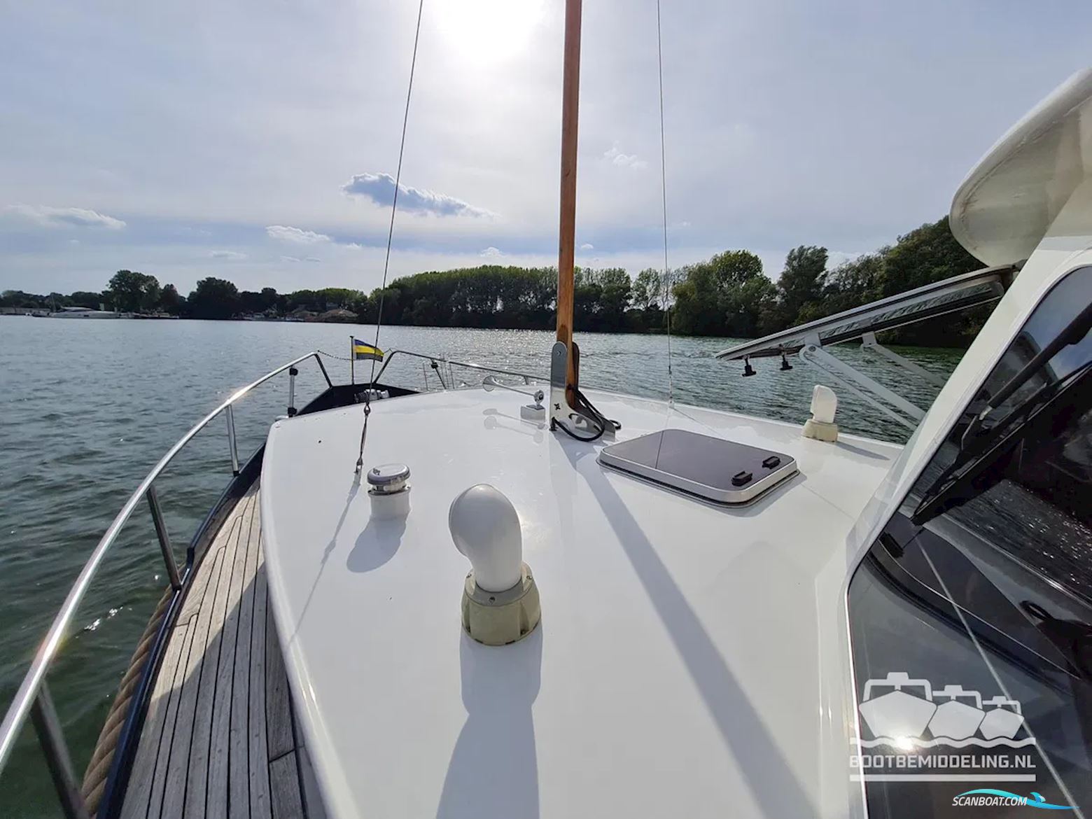 Linssen Sturdy 1000 AC Royal