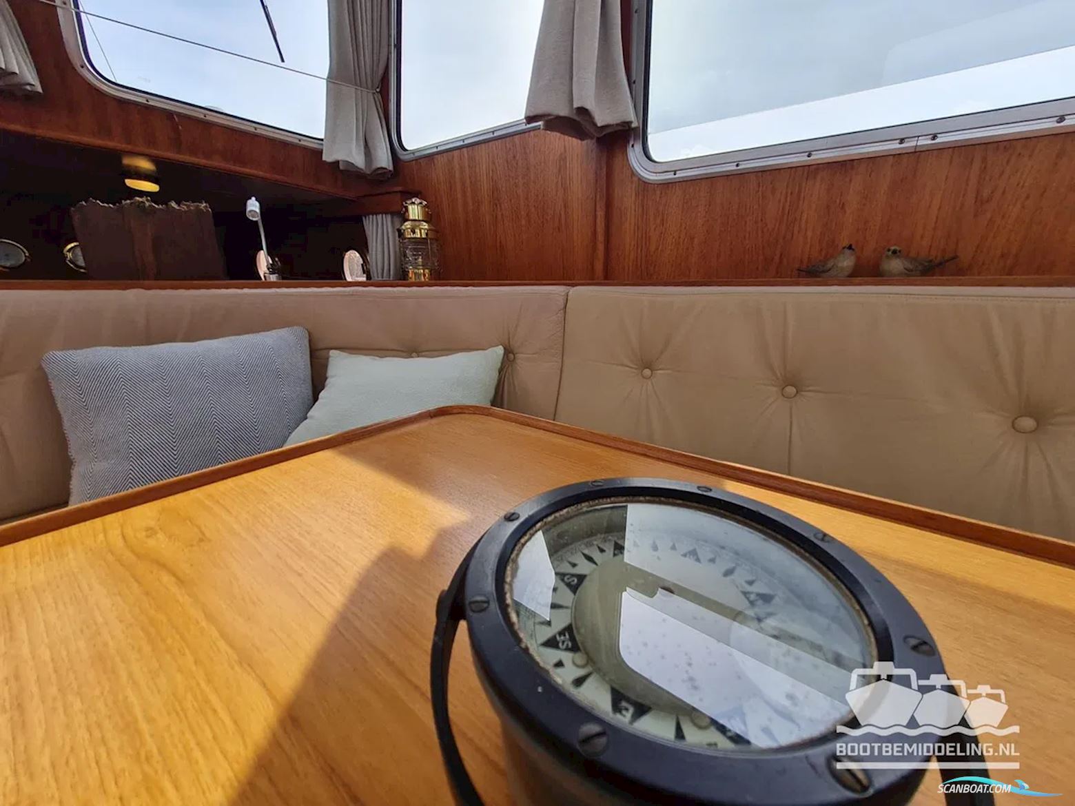 Linssen Sturdy 1000 AC Royal