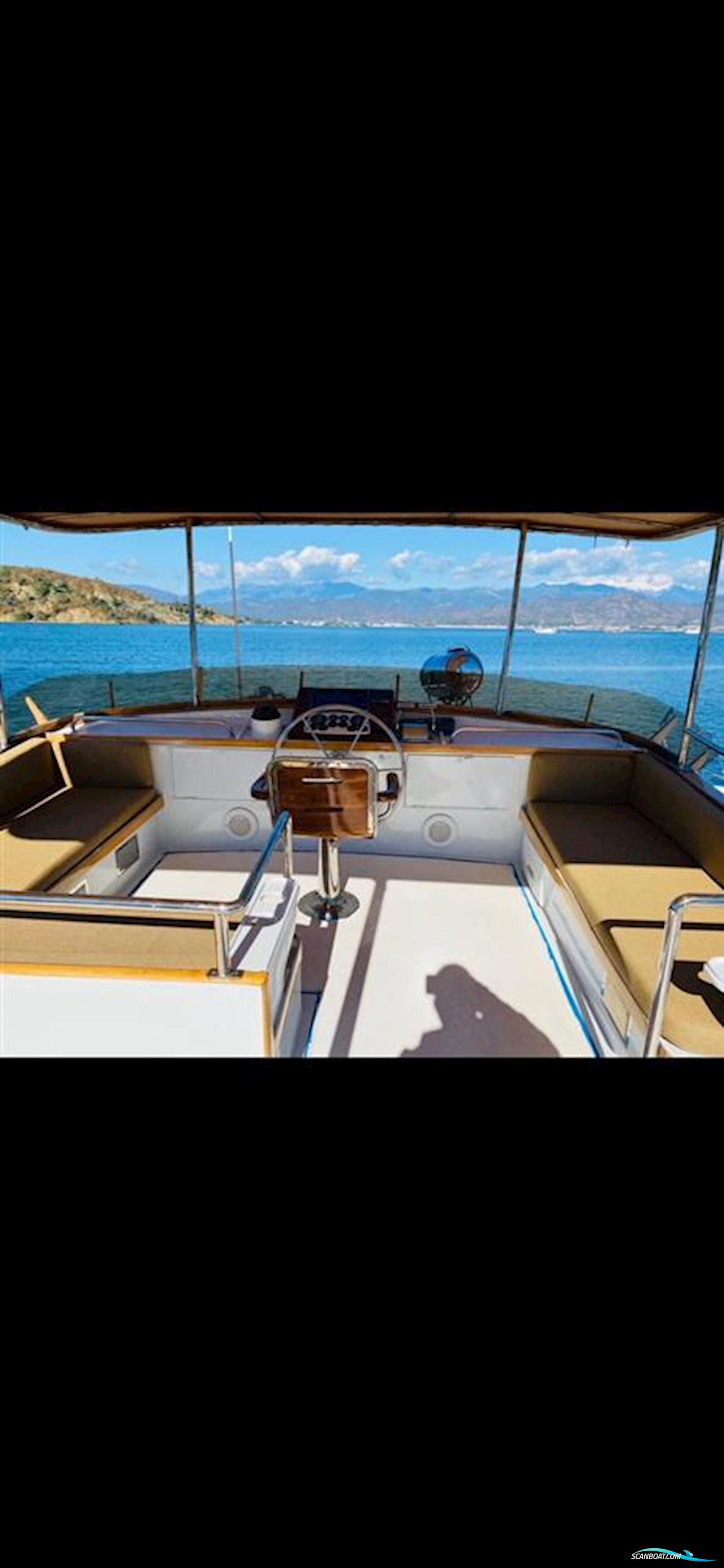 Lobster 46 Flybridge