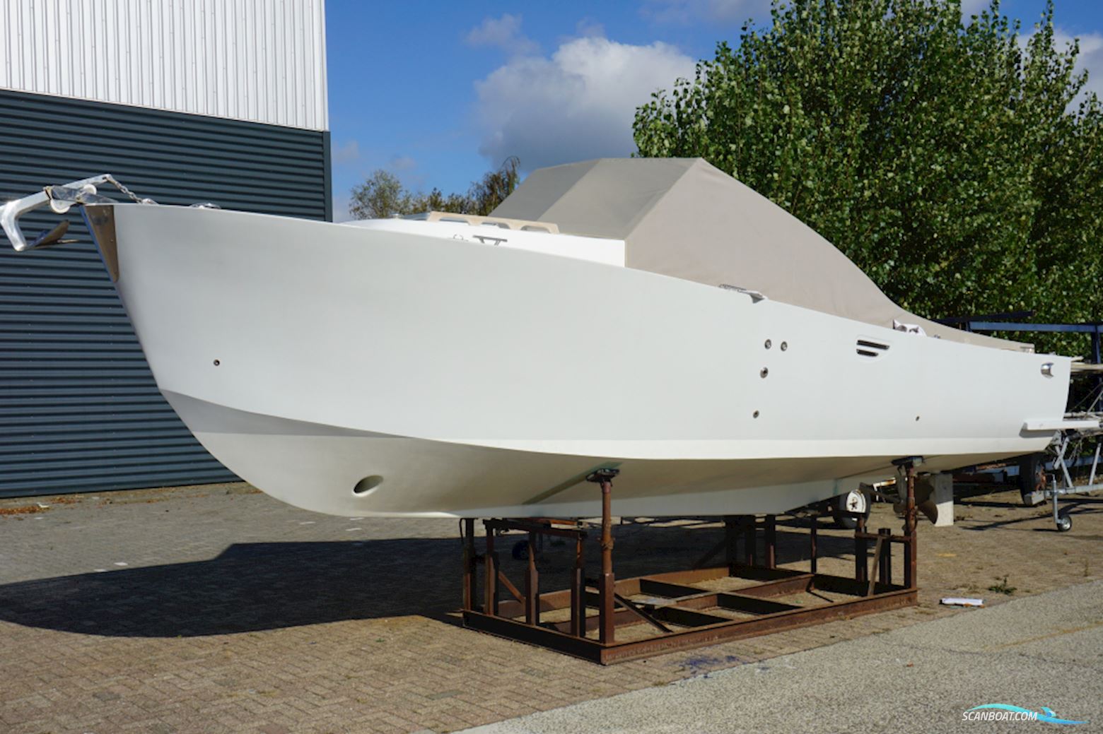LOBSTER LB26 Classic Runabout