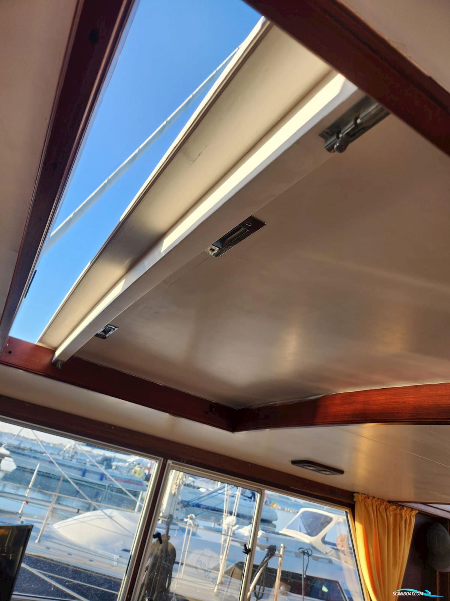 Lowland Rondspant Kruiser 13.00 AK Cabrio