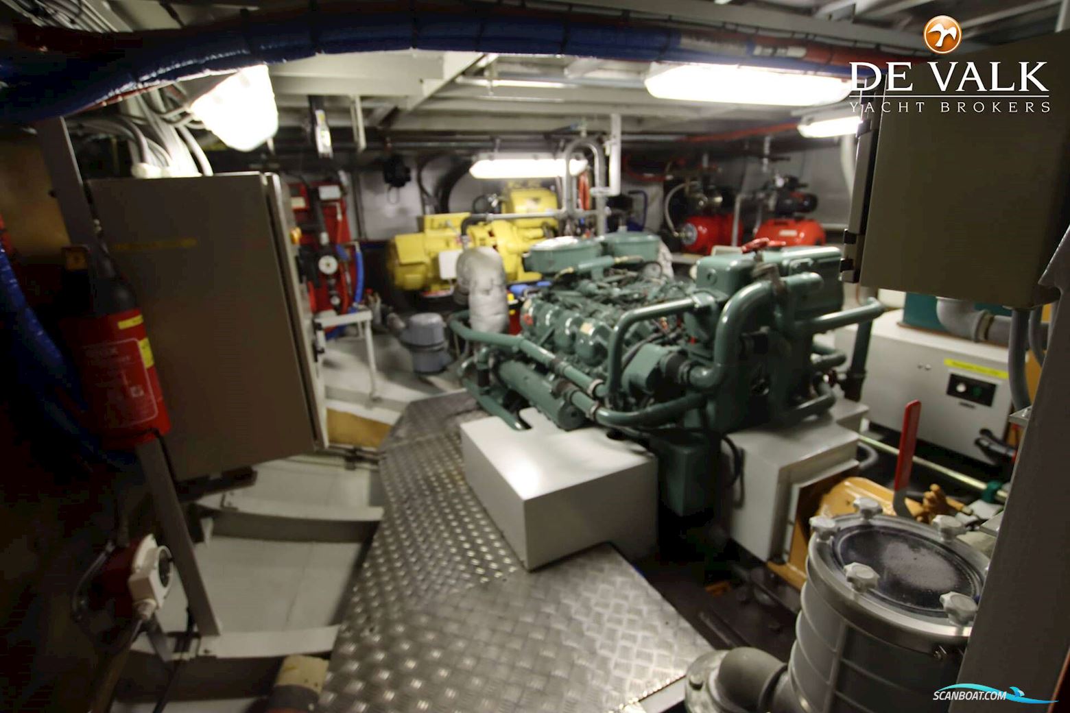 Luxe Motor 22 m