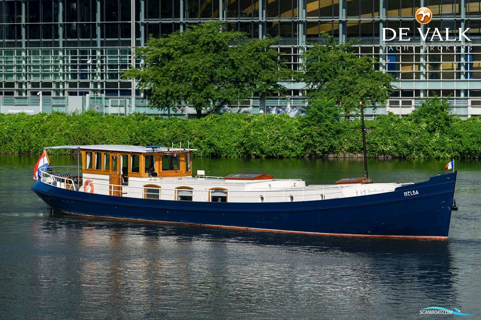 Luxe Motor 28M Motorbåt 2018, med Doosan 6 Cylinder motor, Frankrike