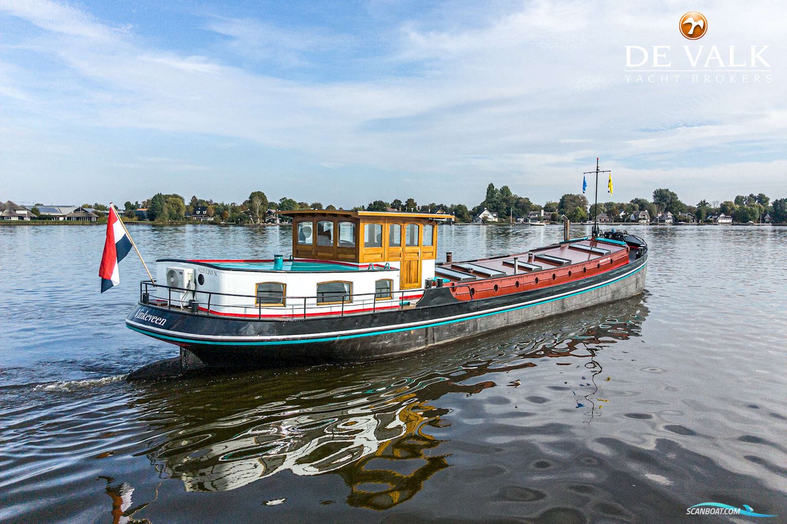 Luxe Motor 28M