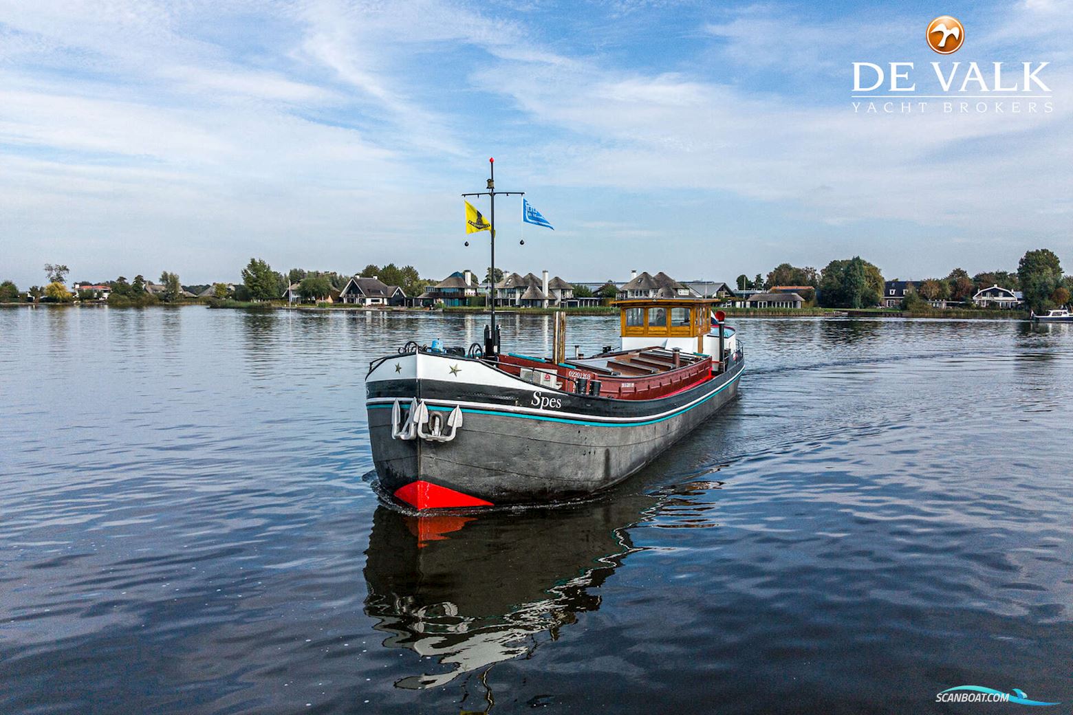 Luxe Motor 28M