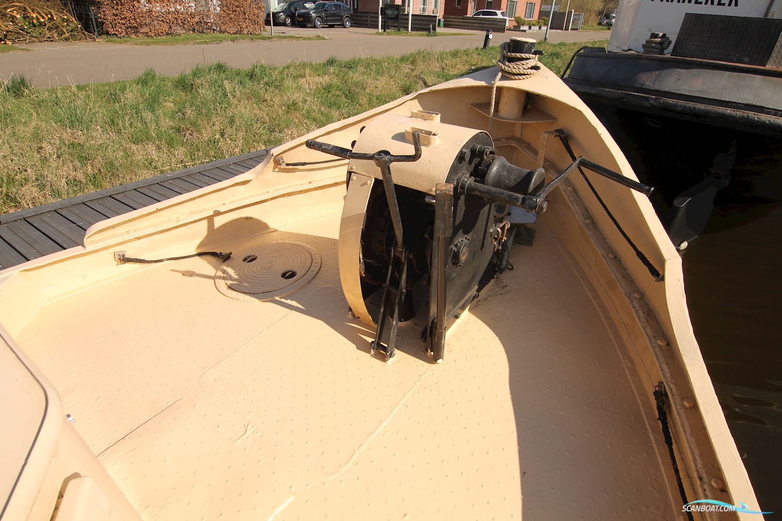 Luxe Motor Live Aboard