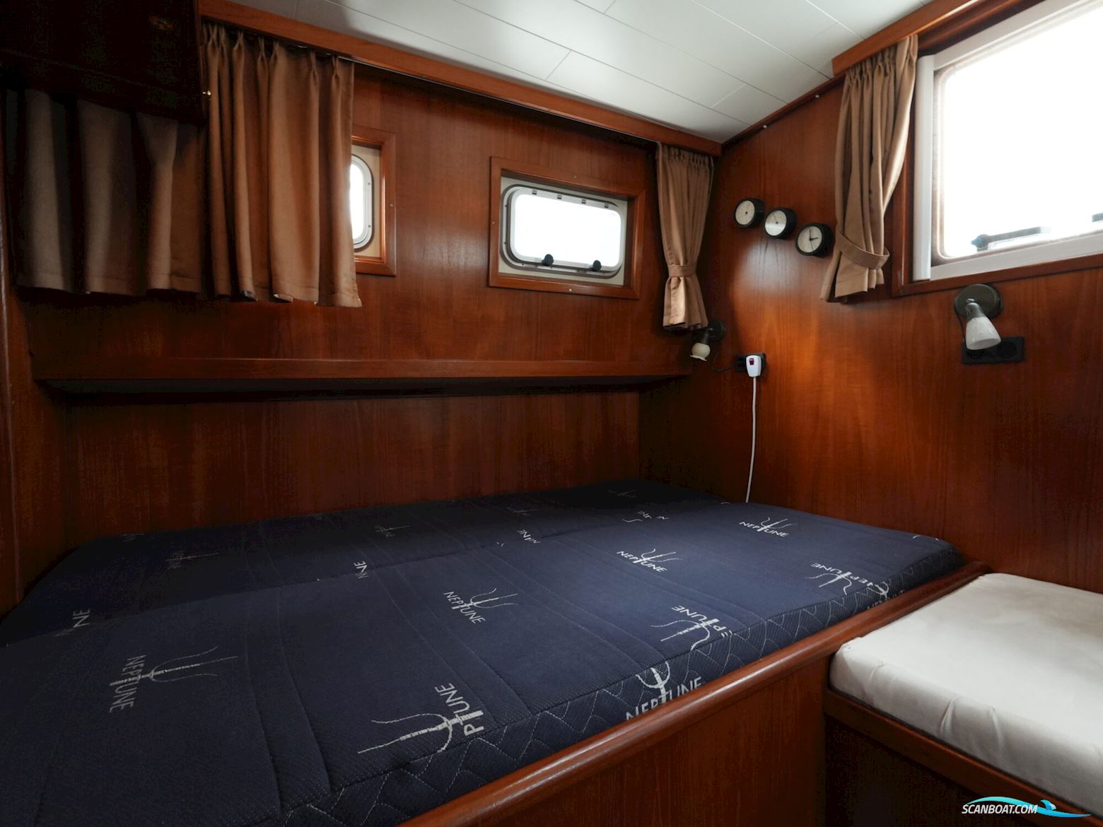 Macheta 1200 Classic